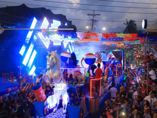 FOTOS: Color y fiesta en el carnaval de La Ceiba