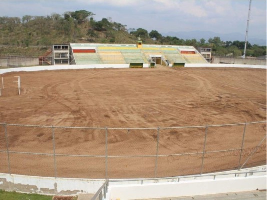 Así avanzan las labores de remodelación del estadio Carlos Miranda de Comayagua (Fotos)
