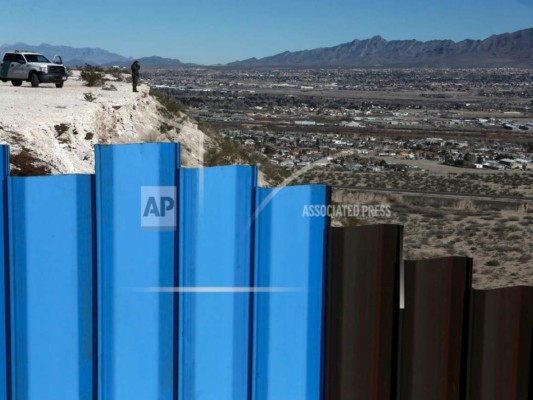Aumentan en agosto los cruces ilegales de migrantes en Estados Unidos