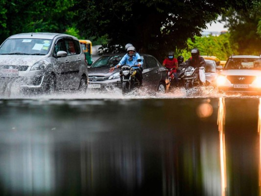 Muertos, inundaciones y damnificados por lluvias en el sur de Asia (FOTOS)