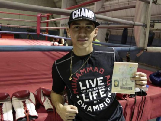 Boxeador hondureño Teófimo López iniciará preparación para juegos de Rio 2016