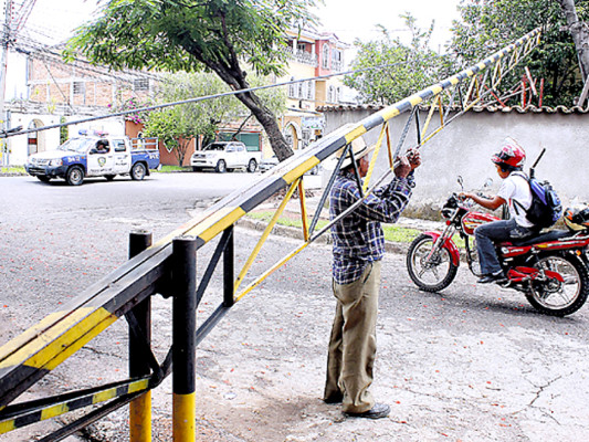 Unos 200 mil capitalinos optan por vivir enjaulados