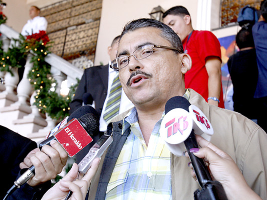 'Hay un Dios... déjense tocar el corazón”, pide esposa de Villatoro a secuestradores