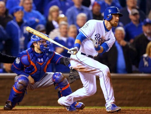 Royals 5-4 Mets en primer juego de la serie mundial de béisbol 2015