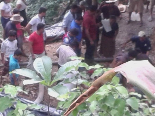 Honduras: Tres muertos por inhalación de sustancia tóxica en una mina artesanal en Langue, Valle