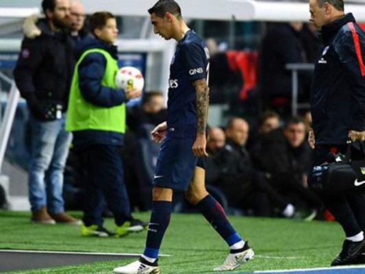 Ángel Di María anotó gol para el PSG pero salió lesionado
