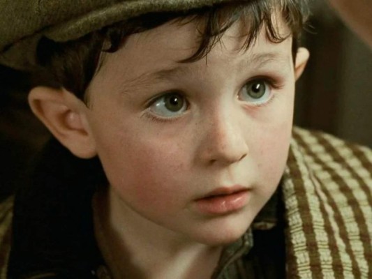 ¿Por qué 25 años después el niño del Titanic cobra un cheque cada mes?