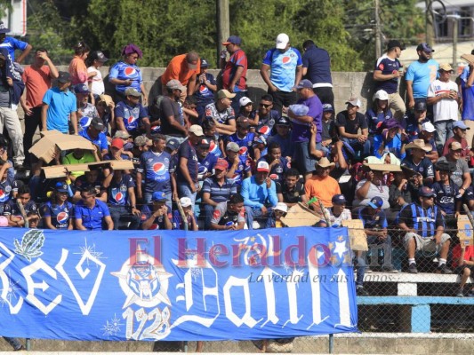 FOTOS: Ambientazo en el duelo Motagua vs Real de Minas en Danlí