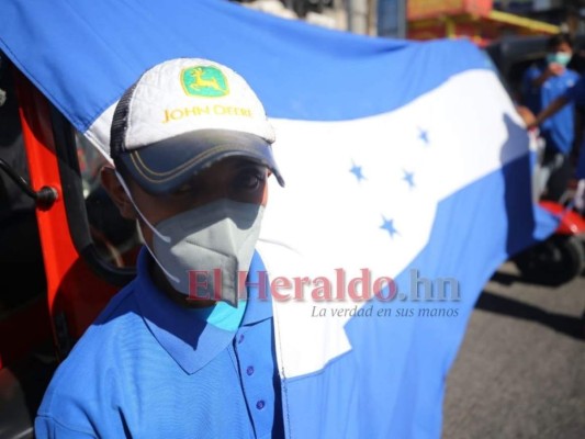 Por elevados costos y promesas incumplidas protestas mototaxistas en la capital (FOTOS)