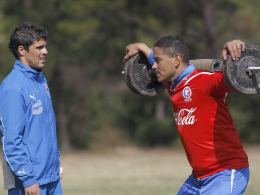 Danilo Tosello jugará y dirigirá despedida de Velásquez