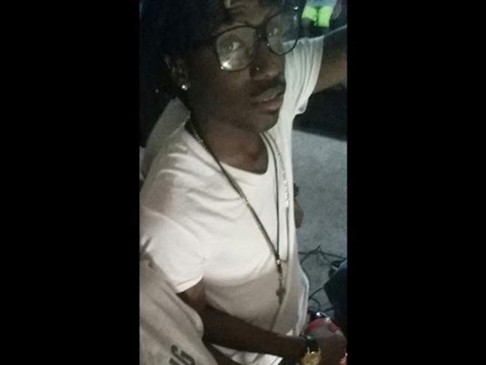 Adolescente se suicida al tomarse una selfie con una pistola