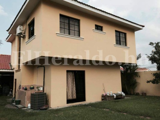 Imágenes religiosas y joyas de alto valor encuentran en aseguramiento a testaferros de los Valle Valle