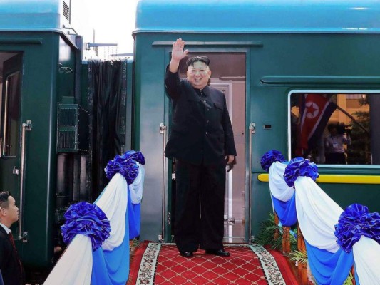 FOTOS: Corea del Norte publica fotografías de la aparición pública de Kim Jong Un