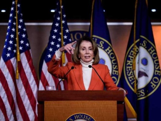 Demócratas reeligen a Nancy Pelosi como presidenta de la Cámara de Representantes de EEUU