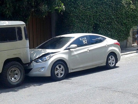 Motorizados acribillan a taxista en la colonia 15 de Septiembre
