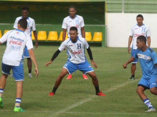 Jorge Luis Pinto le pide manejo de balón a la Selección de Honduras