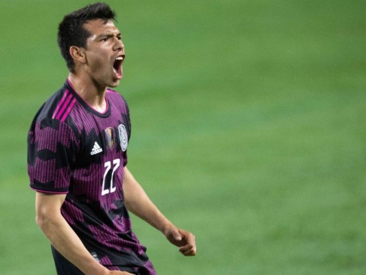 México vence de atrás 2-1 a Islandia con doblete del 'Chucky' Lozano