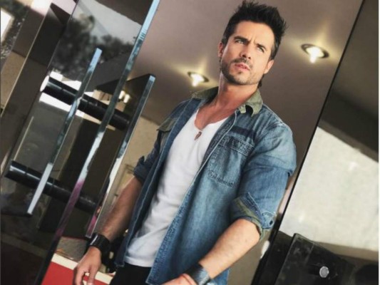 Aseguran que José Ron golpeó a su novia durante una boda