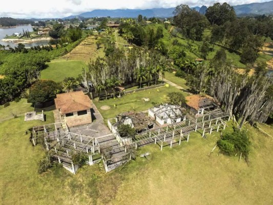 Así es La Manuela, la imponente y abandonada finca de Pablo Escobar (FOTOS)