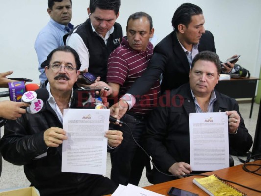 Manuel Zelaya presenta impugnación ante el TSE contra la declaratoria presidencial