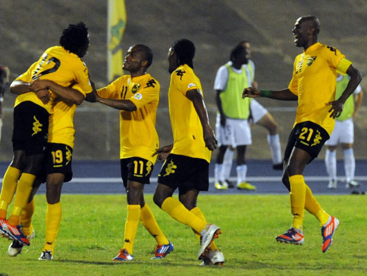 Jamaica debuta con triunfo 2-1 sobre Guatemala