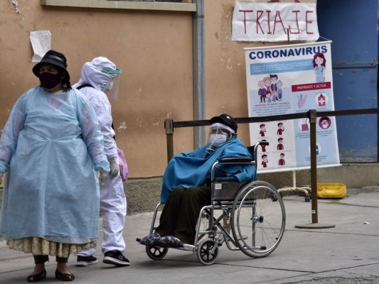 FOTOS: La pandemia deja muertos, penurias y desconfianza en el mundo