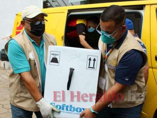 Honduras recibe dos lotes más de vacunas anticovid de Pfizer