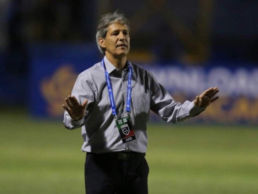 Carlos Restrepo podría ser el nuevo entrenador del Real España