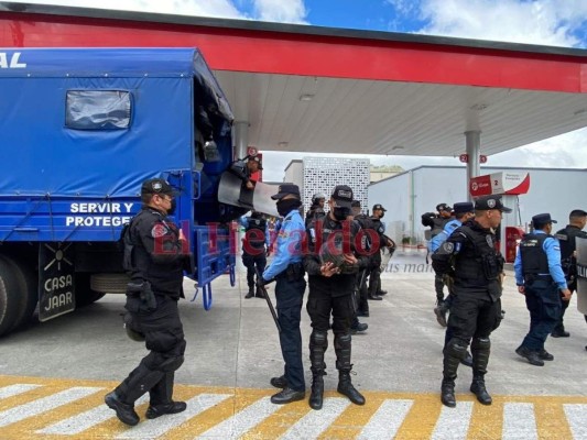 Policía Nacional toma control del Estadio Nacional para la final Olimpia vs. Real España&nbsp;&nbsp;