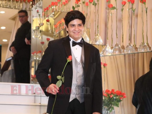 FOTOS: Elegancia y estilo en la Prom 2019 de la Americana