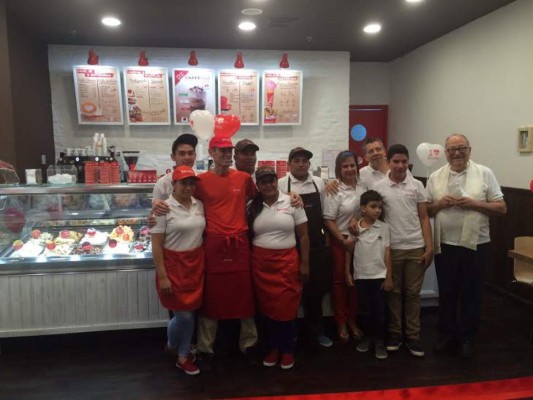 Inauguran una exquisita propuesta de helados y café