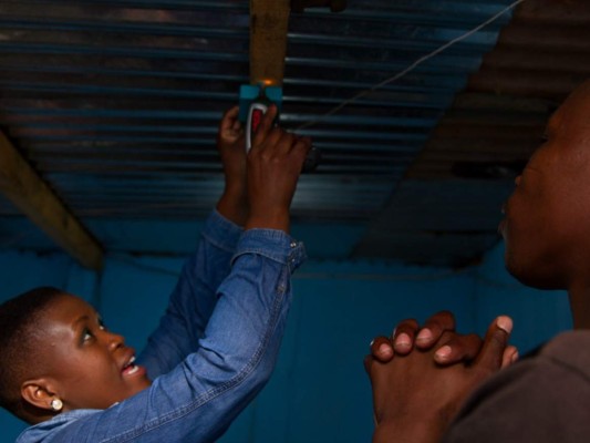 Forget traditional smoke detectors. This rate-of-rise device stops fire in its tracks