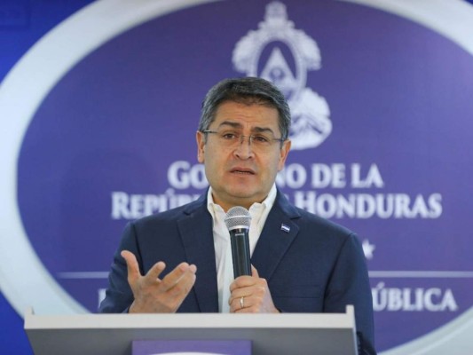 Juan Orlando Hernández instala mesa de diálogo con la participación de varios sectores