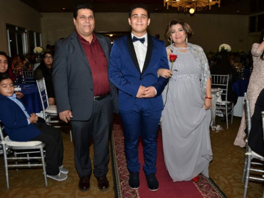 Inolvidable noche de los senior de Christian International School