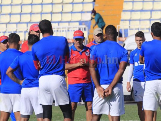 Olimpia desmiente a medios, pero no aclara si pidió que Pinto y Suazo no jueguen