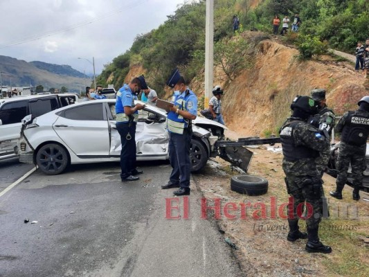 Dos heridos tras triple colisión en cuesta El Durazno en la capital