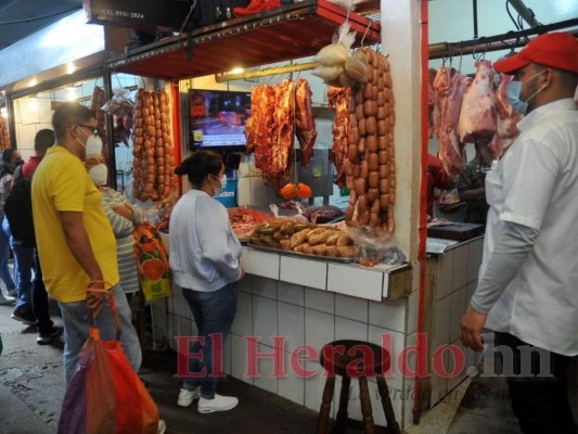 En Navidad se dispara costo del pollo, frijol y embutidos