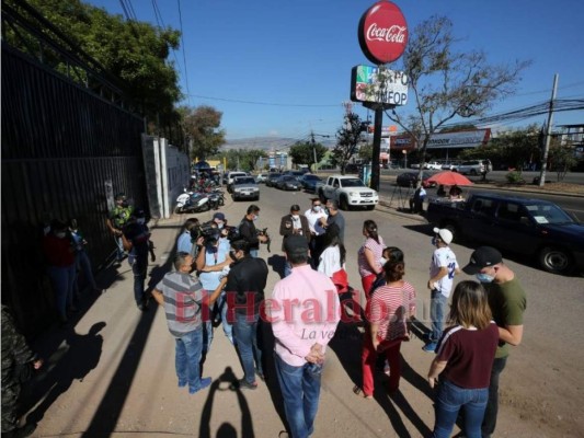 Tensión, caos e incertidumbre en las bodegas del Infop y cómputos del CNE