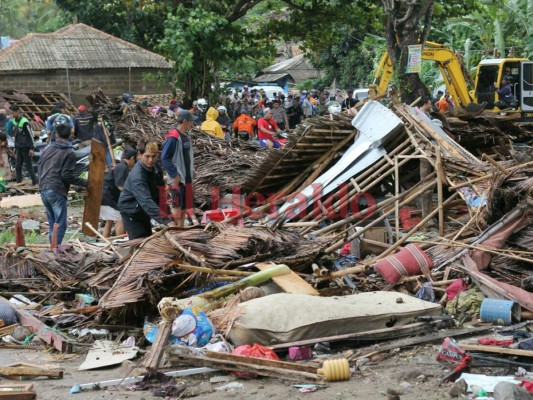 Fotos de la devastación que dejó el tsunami en Indonesia