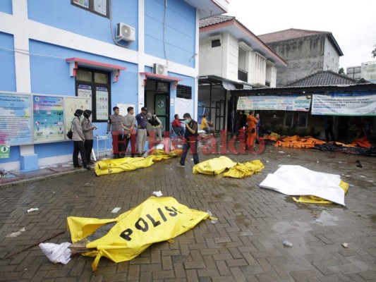 Fotos de la devastación que dejó el tsunami en Indonesia