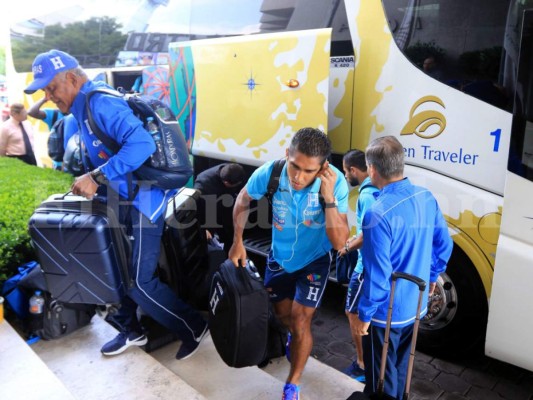La Selección de Honduras llegó en silencio a la Ciudad de México para el partido ante el Tri en el estadio Azteca