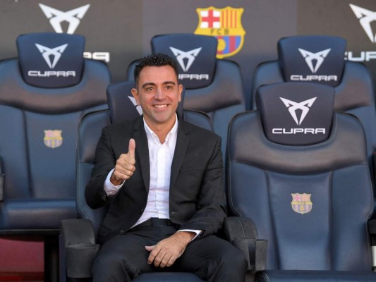 Así fue el regreso de Xavi Hernández al Camp Nou como nuevo entrenador del Barcelona
