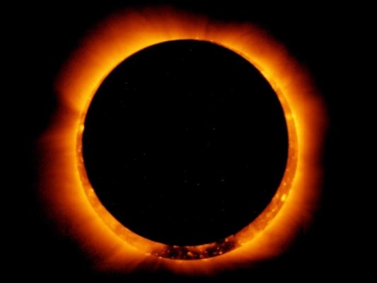 Dónde ver el eclipse solar que oscurecerá el cielo este 2 de julio