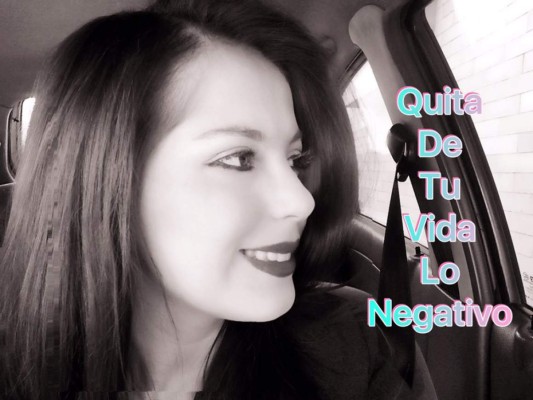 Jaqueline Redondo, la bella presentadora hondureña de noticias