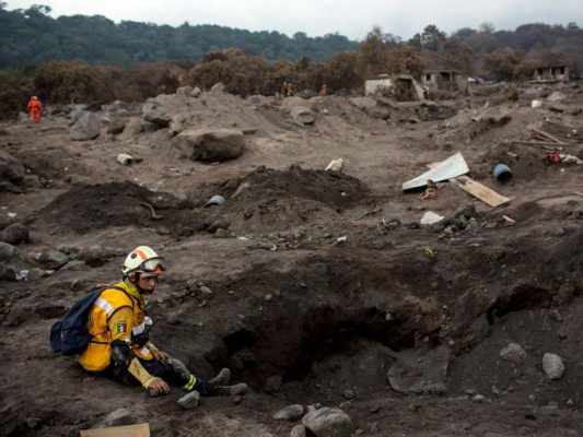 Guatemala pide a Estados Unidos plan de protección a migrantes por tragedia de volcán
