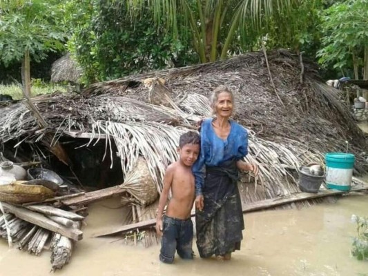 Más de 90 muertos y decenas de desaparecidos en inundaciones en Indonesia y Timor Oriental  
