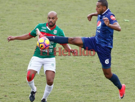 Eddie Hernández se perdería el repechaje ante Australia