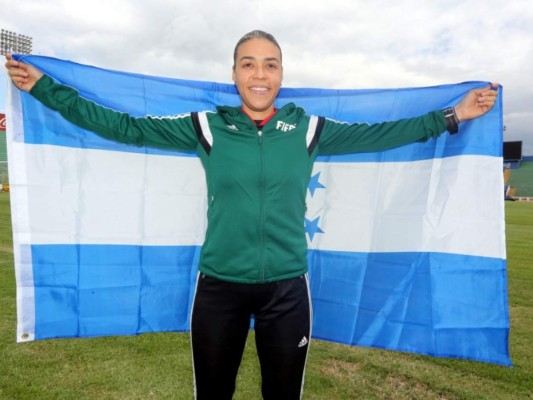 Los 10 datos que desconocías de la árbitra Melissa Pastrana  