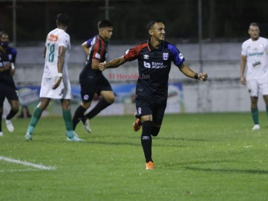 Olimpia golea 4-1 al Platense y enfrentará a Marathón en repechaje