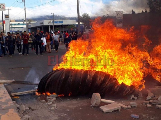 Alianza de Oposición realiza tomas en la capital durante investidura de Juan Orlando Hernández